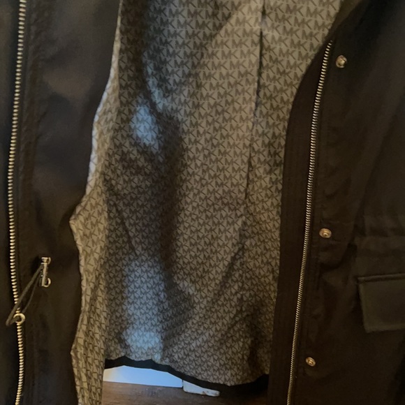Michael Kors water resistant jacket - Picture 4 of 7